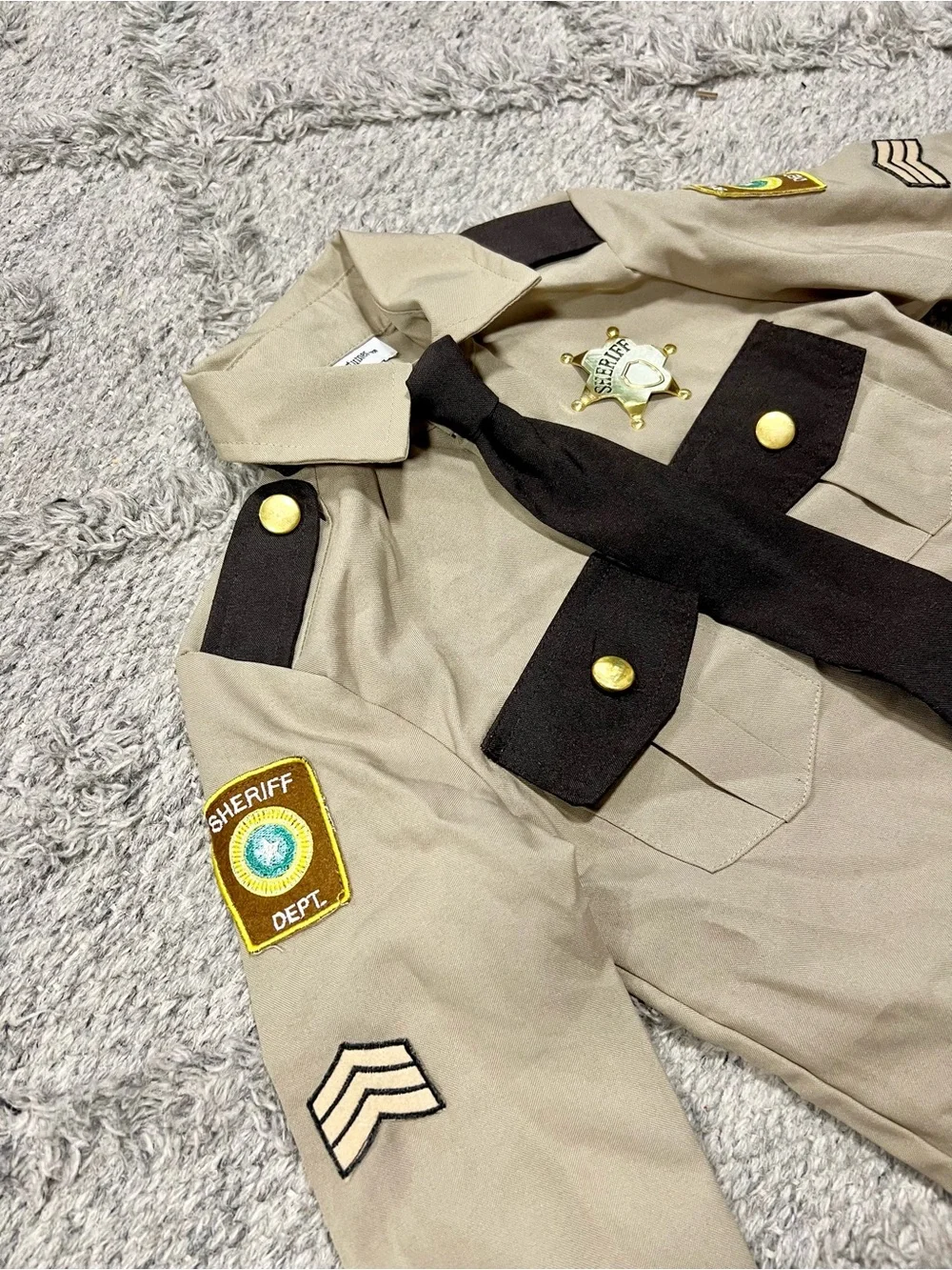 Halloween Costumes Boys Sheriff Costume Size Small 6YRS Complete 5-Piece Uniform